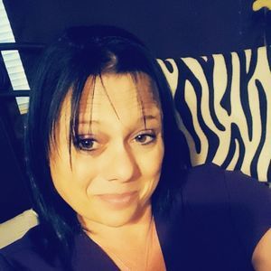 Meet your Posher, Alicia